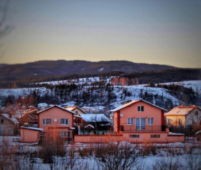 Къщи за гости Ореха Samokov